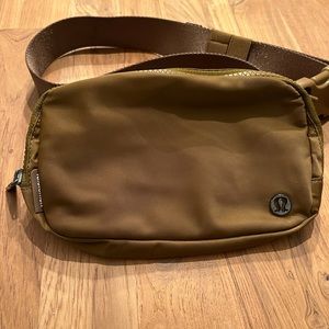 Lululemon Everywhere Belt Bag, Burnt Caramel